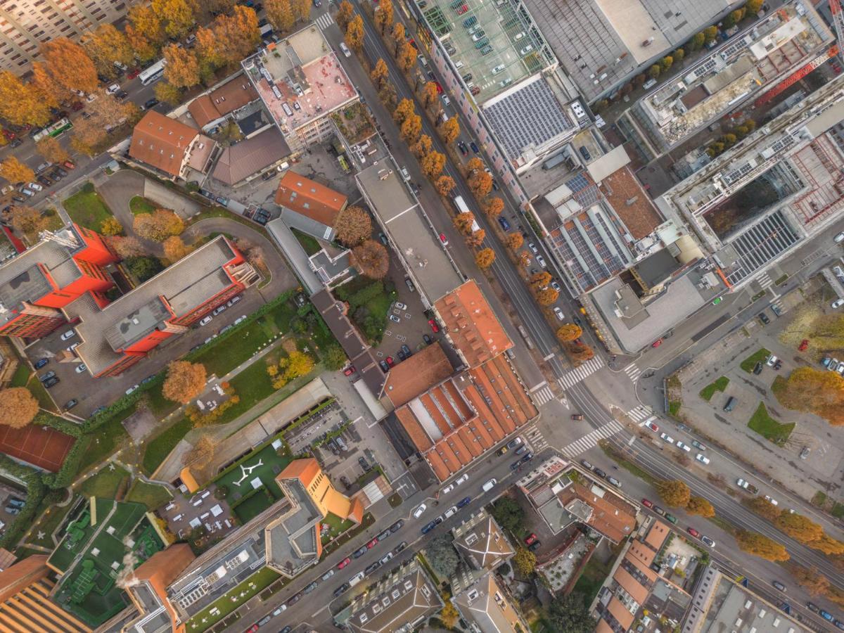 Maciachini Apartments R&R Милано Екстериор снимка